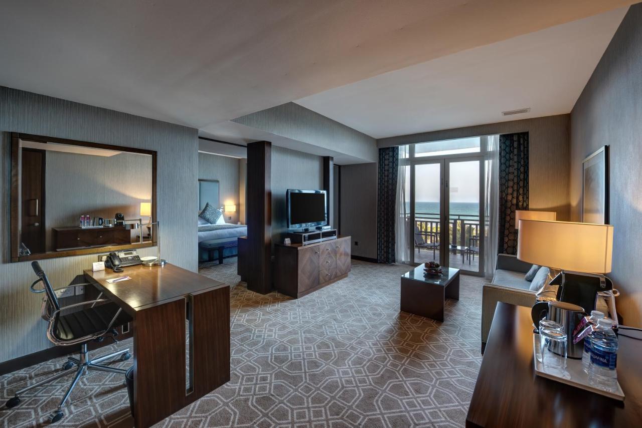 Crowne Plaza By Ihg Hotel 5*