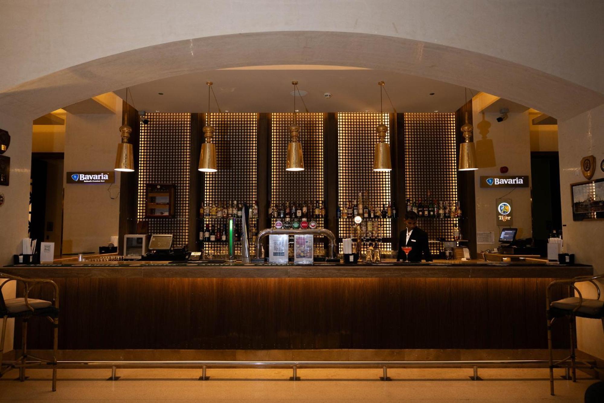 Crowne Plaza By Ihg Hotel 5*