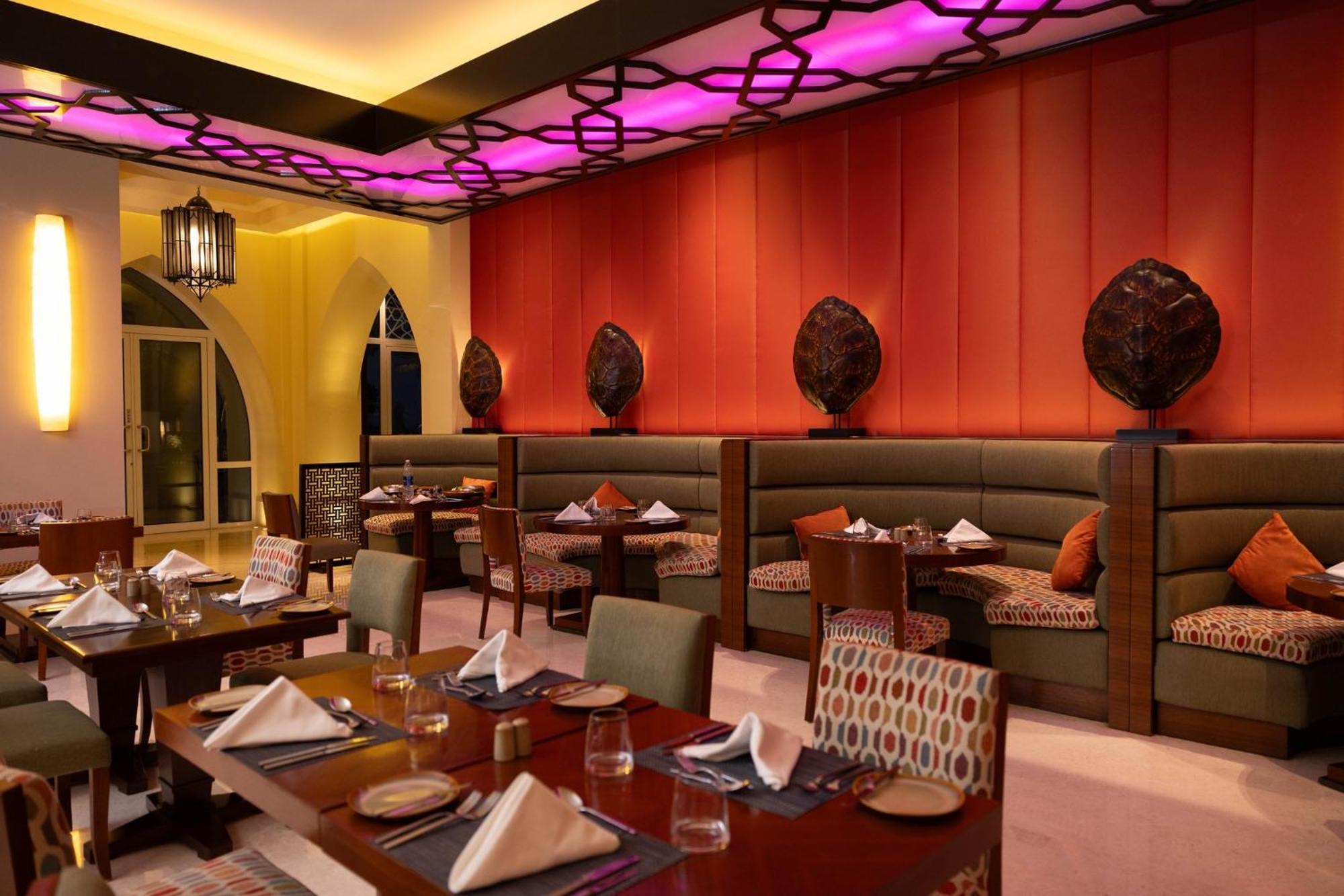 Hotel Crowne Plaza By Ihg Duqm