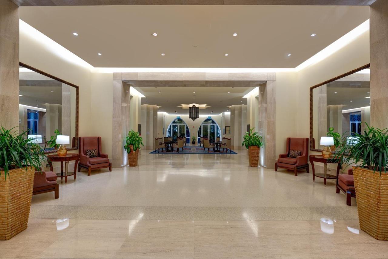 Crowne Plaza By Ihg Hotel