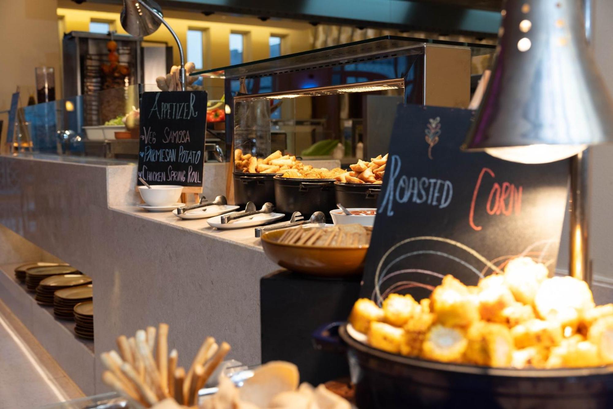 Crowne Plaza By Ihg Hotel